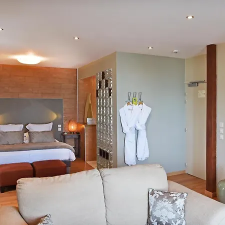 Le Bellevue, Demeures & Chateaux וילרוויל