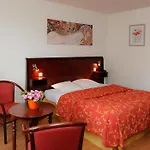 Hotel Le Bellevue, Demeures & Chateaux