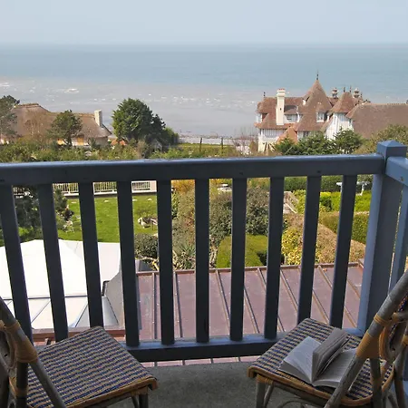 Le Bellevue, Demeures & Chateaux Hotel 3*