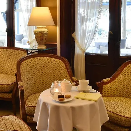 Hotel Le Bellevue, Demeures & Chateaux