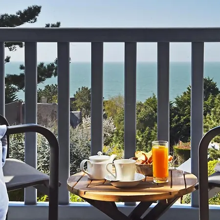 Hotel Le Bellevue, Demeures & Chateaux 3*