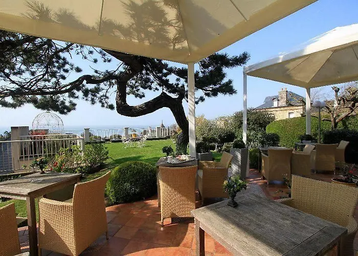 Le Bellevue, Demeures & Chateaux 酒店 3*